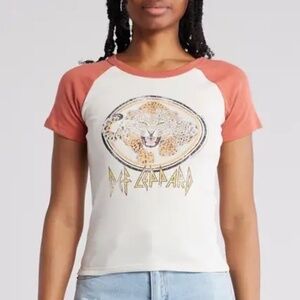 ROCK ON! Retro Vinyl Icons Def Leppard Crew Neck Raglan Sleeve T-Shirt::NWT::